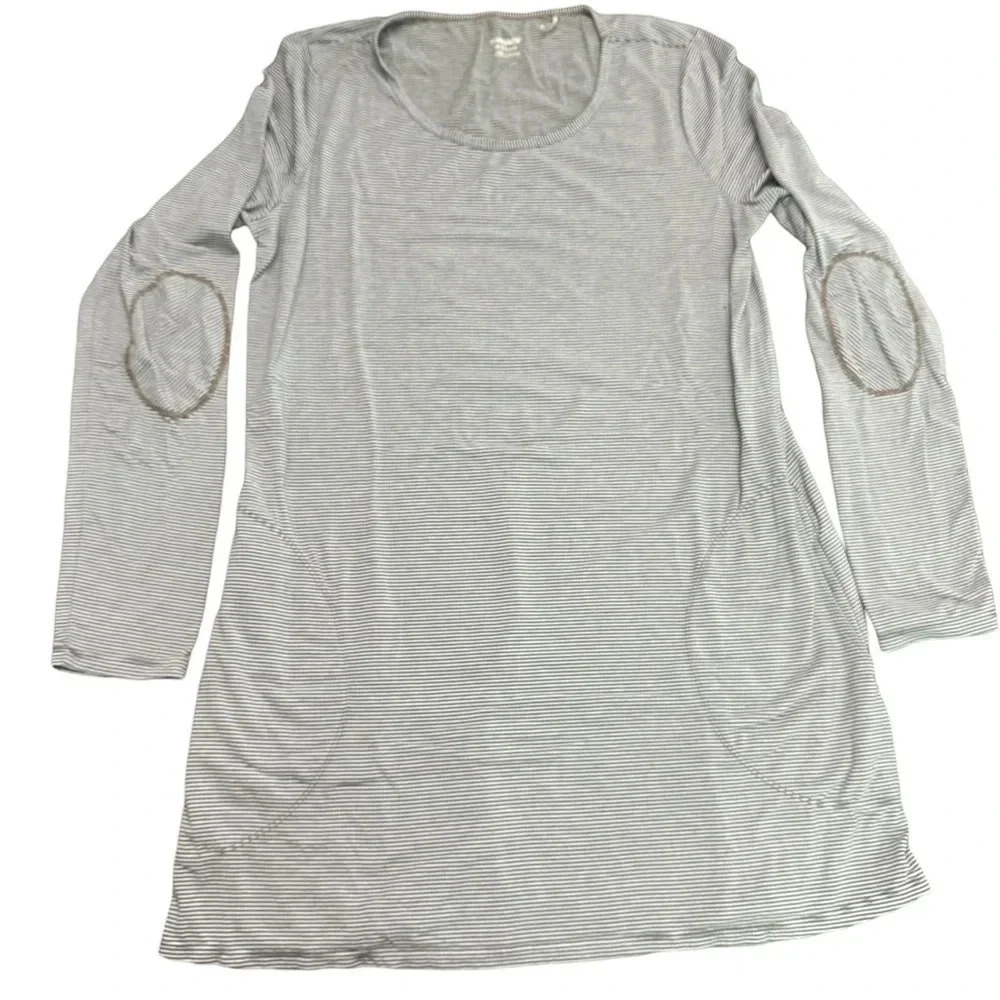 Excellent condition Toad & Co Swifty Tunic. Size Med. Dark green white stripe.